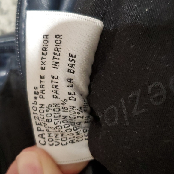 Vintage Capezio purse in classic Navy and Brown - Picture 4 of 4